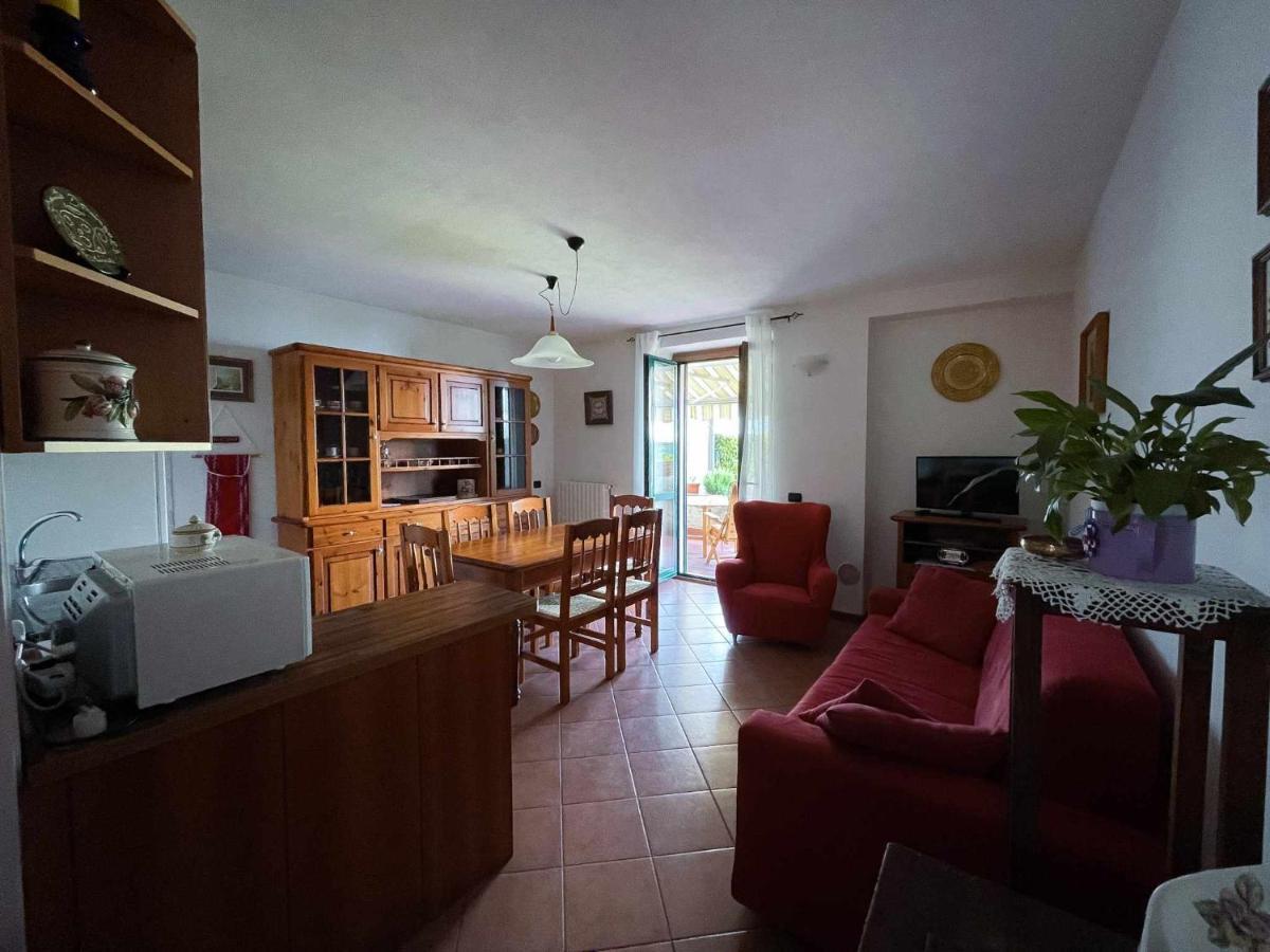 La Gioiosa Apartment With Garden Terrace Civenna Exterior photo